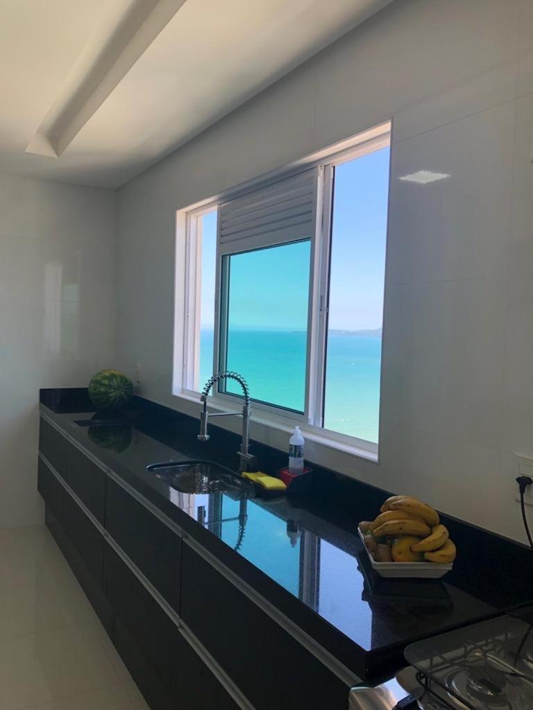 Cobertura Com Belissima Vista Para O Mar E Jacuzzi ايتابيما المظهر الخارجي الصورة